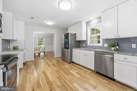 Kitchen - 2604 Mountain Laurel Pl, Reston, VA 20191 photo 3 of 3
