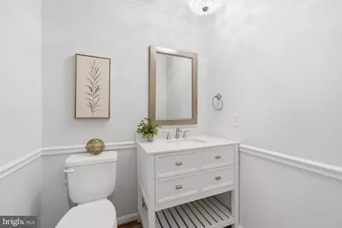 Entry Way - 2604 Mountain Laurel Pl, Reston, VA 20191 photo 6 of 10