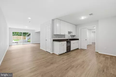 Entry Way - 2604 Mountain Laurel Pl, Reston, VA 20191 photo 9 of 10