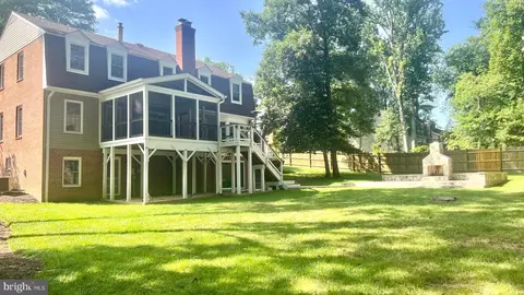 Exterior - 2604 Mountain Laurel Pl, Reston, VA 20191 photo 12 of 12