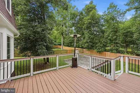 Exterior - 2604 Mountain Laurel Pl, Reston, VA 20191 photo 6 of 12