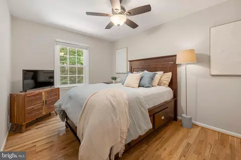 Bedroom - 6317 Buffie Ct, Burke, VA 22015 photo 5 of 5