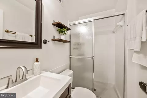 Bath - 8413 Forrester Blvd, Springfield, VA 22152 photo 1 of 2