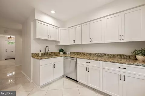 Entry Way - 8413 Forrester Blvd, Springfield, VA 22152 photo 1 of 2