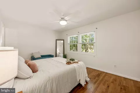 Bedroom - 8413 Forrester Blvd, Springfield, VA 22152 photo 5 of 7