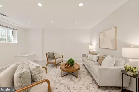 Living - 8413 Forrester Blvd, Springfield, VA 22152 photo 7 of 7