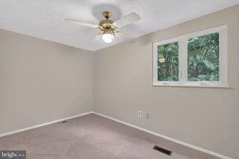 Bedroom - 6313 Sunset Ter, Springfield, VA 22153 photo 4 of 4