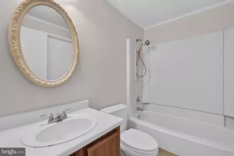 Bath - 6313 Sunset Ter, Springfield, VA 22153 photo 1 of 3