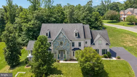 9503 Peniwill Dr, Lorton, VA 22079