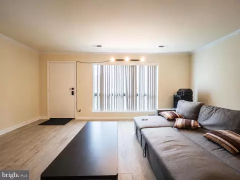 Living - 1795 Westwind Way #51, Mclean, VA 22102 photo 3 of 4