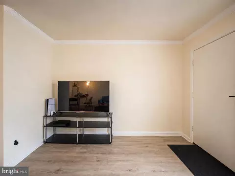 Living - 1795 Westwind Way #51, Mclean, VA 22102 photo 2 of 4