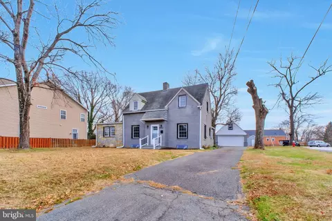 3509 Annandale Rd, Annandale, VA 22003