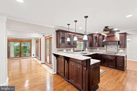 Kitchen - 9201 Beachway Ln, Springfield, VA 22153 photo 2 of 6
