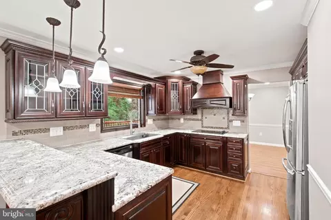 Kitchen - 9201 Beachway Ln, Springfield, VA 22153 photo 1 of 6
