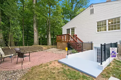 Exterior - 9201 Beachway Ln, Springfield, VA 22153 photo 15 of 19