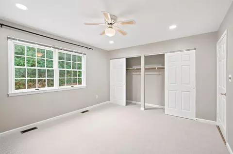 Bedroom - 9201 Beachway Ln, Springfield, VA 22153 photo 3 of 6