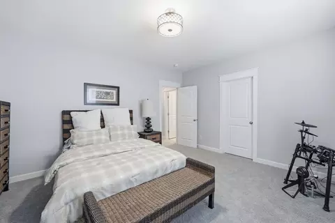 Bedroom - 6810 Broyhill St, Mclean, VA 22101 photo 9 of 9