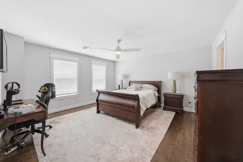Bedroom - 6810 Broyhill St, Mclean, VA 22101 photo 6 of 9