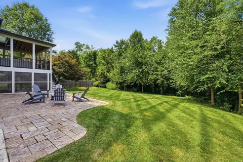 Exterior - 6810 Broyhill St, Mclean, VA 22101 photo 6 of 7