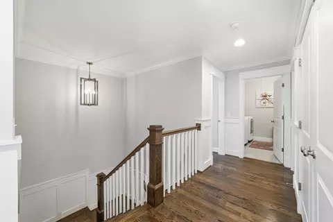 Entry Way - 6810 Broyhill St, Mclean, VA 22101 photo 5 of 7