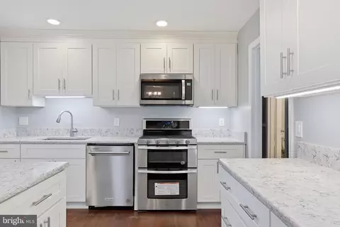 Kitchen - 8237 Smithfield Ave, Springfield, VA 22152 photo 3 of 3
