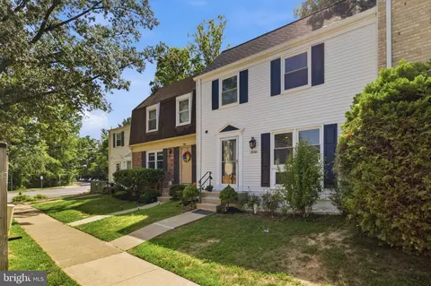 3046 Talking Rock Dr, Fairfax, VA 22031