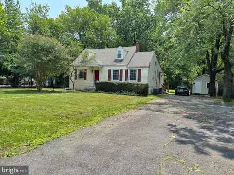 5213 Pole Rd, Alexandria, VA 22309