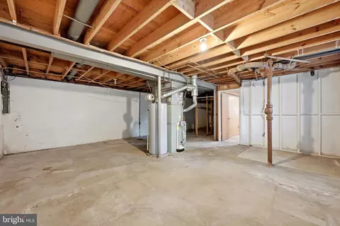 Other - 6426 Deepford St, Springfield, VA 22150 photo 6 of 10