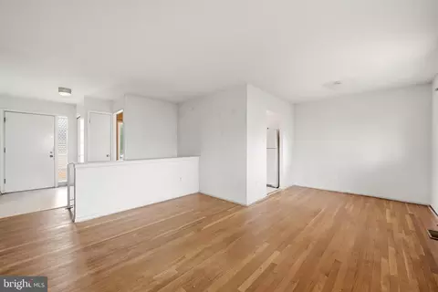 Living - 6426 Deepford St, Springfield, VA 22150 photo 4 of 5