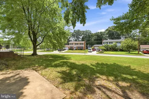 Exterior - 6426 Deepford St, Springfield, VA 22150 photo 3 of 3