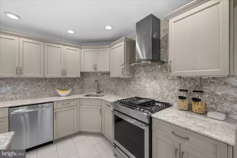 Other - 1322 Timberly Ln, Mclean, VA 22102 photo 13 of 38