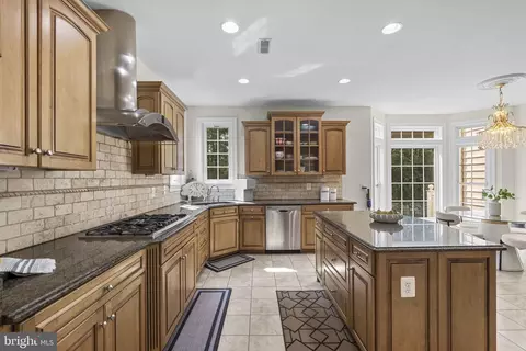 Kitchen - 7532 Red Hill Dr, Springfield, VA 22153 photo 2 of 10