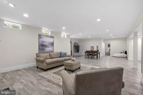 Other - 7532 Red Hill Dr, Springfield, VA 22153 photo 23 of 27