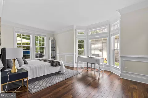 Bedroom - 7532 Red Hill Dr, Springfield, VA 22153 photo 1 of 15