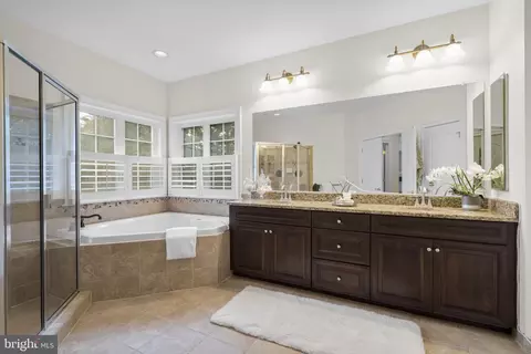 Entry Way - 7532 Red Hill Dr, Springfield, VA 22153 photo 8 of 10