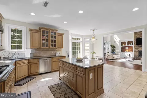 Kitchen - 7532 Red Hill Dr, Springfield, VA 22153 photo 3 of 10