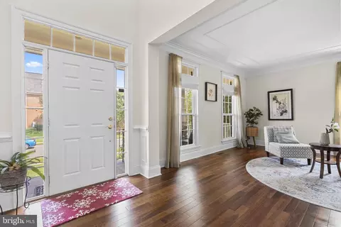 Entry Way - 7532 Red Hill Dr, Springfield, VA 22153 photo 2 of 10