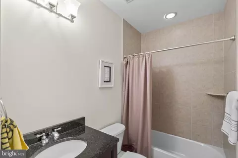 Bath - 7532 Red Hill Dr, Springfield, VA 22153 photo 3 of 3