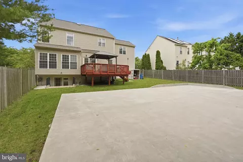Exterior - 6355 Willowfield Way, Springfield, VA 22150 photo 6 of 9
