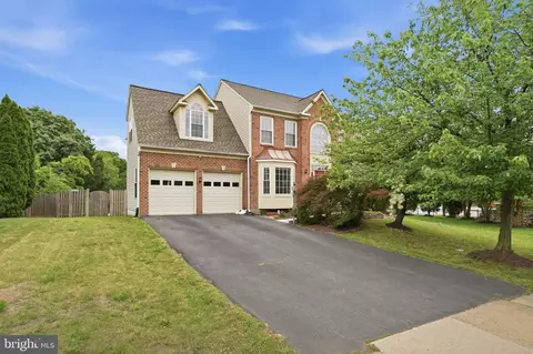Exterior - 6355 Willowfield Way, Springfield, VA 22150 photo 4 of 9