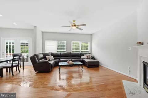 Living - 6355 Willowfield Way, Springfield, VA 22150 photo 1 of 3