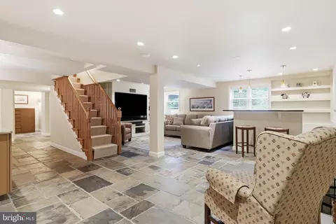 Entry Way - 1622 Forest Ln, Mclean, VA 22101 photo 1 of 3