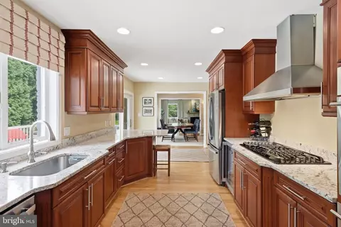 Kitchen - 1622 Forest Ln, Mclean, VA 22101 photo 3 of 3