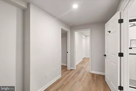 Entry Way - 6390 Phillip Ct, Springfield, VA 22152 photo 11 of 12