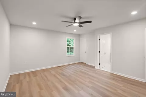 Entry Way - 6390 Phillip Ct, Springfield, VA 22152 photo 8 of 12