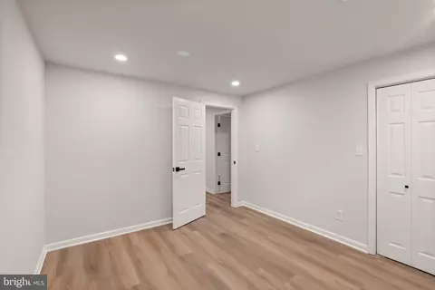 Bedroom - 6390 Phillip Ct, Springfield, VA 22152 photo 3 of 3