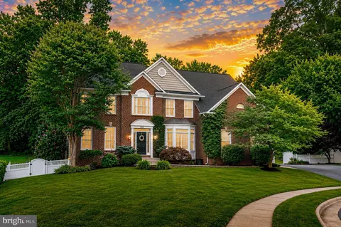 9809 John Robert Way, Fairfax, VA 22032