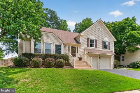 Exterior - 7801 Cherry Orchard Ct, Springfield, VA 22153 photo 6 of 6