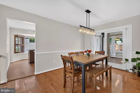 Dining - 7801 Cherry Orchard Ct, Springfield, VA 22153 photo 1 of 2