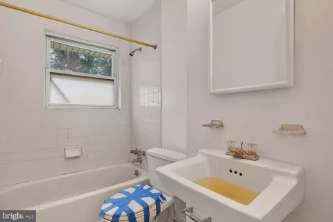 Bath - 7532 Murillo St, Springfield, VA 22151 photo 1 of 2